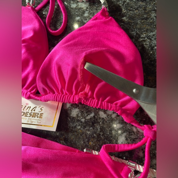 SOLD OUT xxx Regina’s desire “roped up” by beach bunny XL top and L bottoms - Picture 11 of 15